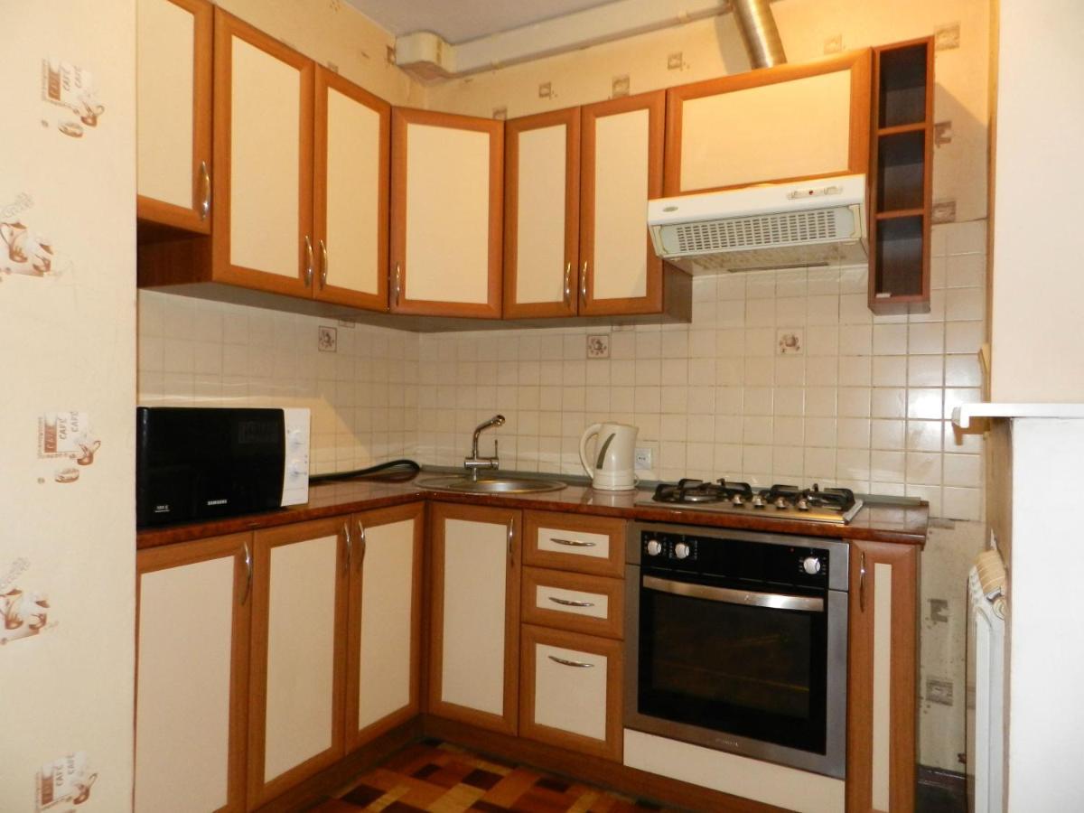 1-Room Apartment 50M2 On Metalurhiv Avenue 17, By Grandhome Zaporizhia Luaran gambar
